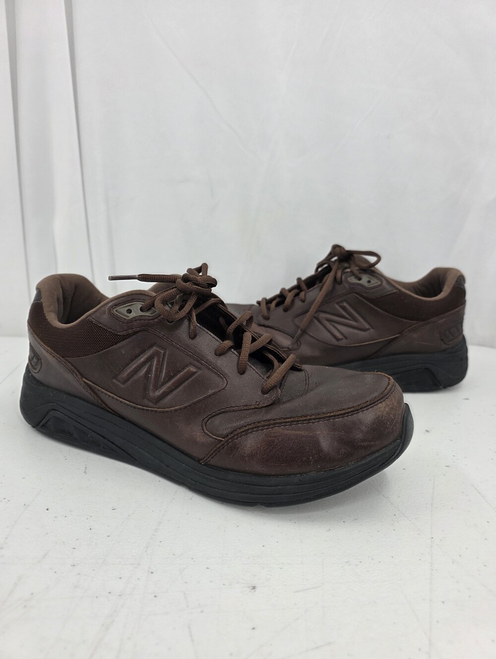 New Balance 928v3 Brown Leather Walking Shoes Men's Size 11 2E Wide MW928BR3.
